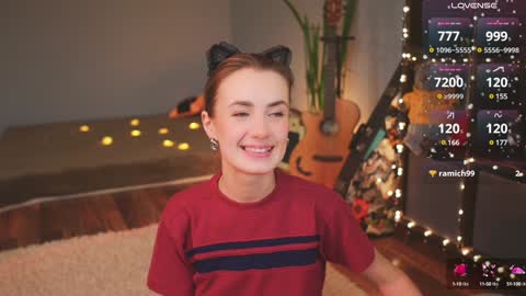 Snapshot of bananya_kitty chatting on December 5, 2024, 12:30 am Ellen and online show from December 5, 2024, 12:30 am