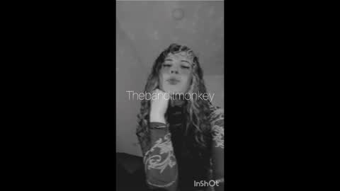 V E R O N I C A online show from December 17, 2024, 2:44 am