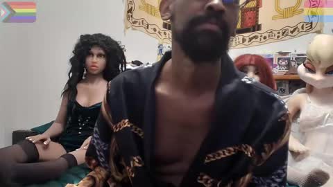 Bando Husbando online show from April 14, 2026, 4:18 am