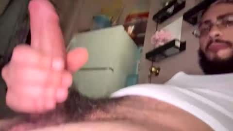 bandzz2333 online show from April 15, 2026, 8:31 pm