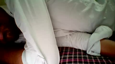 Hotty Couple online show from June 29, 2026, 4:18 pm