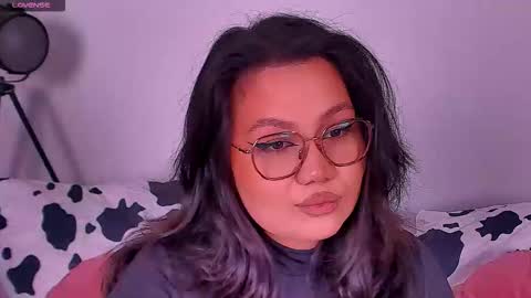 Barbie Kim online show from October 9, 2025, 8:07 pm