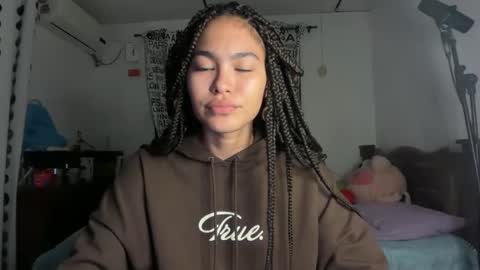Snapshot of barbara_k_k chatting on January 5, 2025, 1:03 am Rave Ig morosess If you want to know more about me DM or in my Of.. ravemisato online show from January 5, 2025, 1:03 am