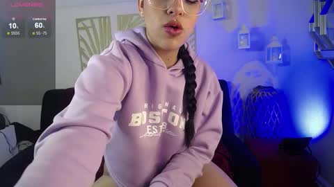 barbara_muller online show from December 19, 2025, 2:02 pm