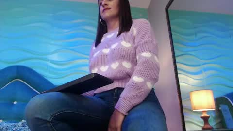 Snapshot of barbaratyleer chatting on January 9, 2025, 8:55 pm BARBARA online show from January 9, 2025, 8:55 pm