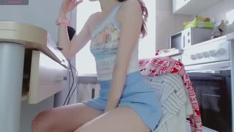 Snapshot of barbarian_girl chatting on March 4, 2025, 11:51 am Amina online show from March 4, 2025, 11:51 am