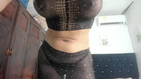 Snapshot of barbie_ds chatting on May 3, 2026, 12:22 pm barbie_ds online show from May 3, 2026, 12:22 pm