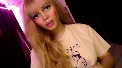 Snapshot of barbie_ivana chatting on November 9, 2025, 6:33 am barbei online show from November 9, 2025, 6:33 am