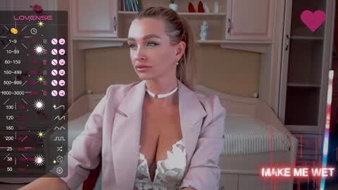 Snapshot of barbie_kiss1 chatting on February 26, 2025, 1:00 am barbie online show from February 26, 2025, 1:00 am