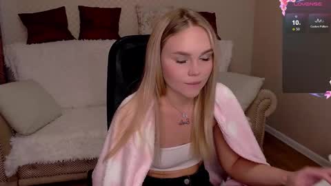 Snapshot of barbie_lillie chatting on September 23, 2025, 5:21 am Lilli 3 online show from September 23, 2025, 5:21 am