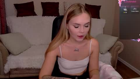 Snapshot of barbie_lillie chatting on September 25, 2025, 5:44 am Lilli 3 online show from September 25, 2025, 5:44 am