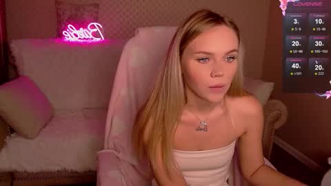 Snapshot of barbie_lillie chatting on November 13, 2025, 4:22 am Lilli 3 online show from November 13, 2025, 4:22 am