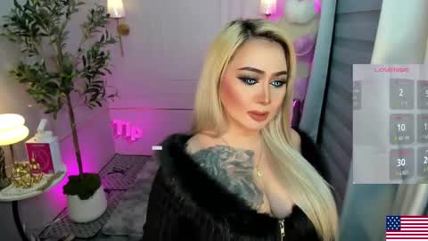 Snapshot of barbietop_alexa69 chatting on November 10, 2025, 5:45 pm Miss Alexa Fields online show from November 10, 2025, 5:45 pm