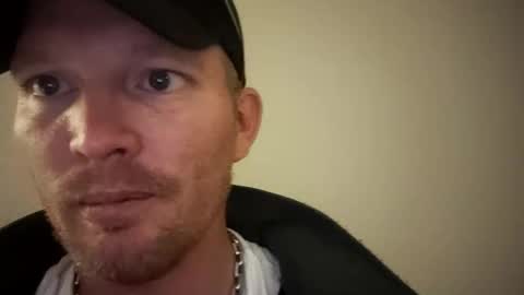 barniemay1 online show from November 11, 2025, 11:32 am