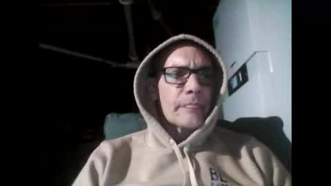 Snapshot of barry8051 chatting on December 3, 2025, 2:19 am barry8051 online show from December 3, 2025, 2:19 am