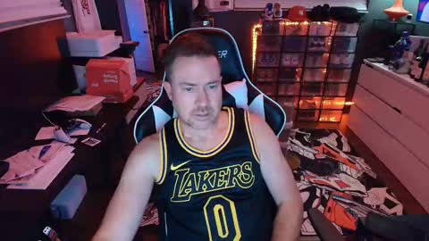 Snapshot of basketballjerseygang chatting on February 3, 2026, 5:16 am Jordan online show from February 3, 2026, 5:16 am