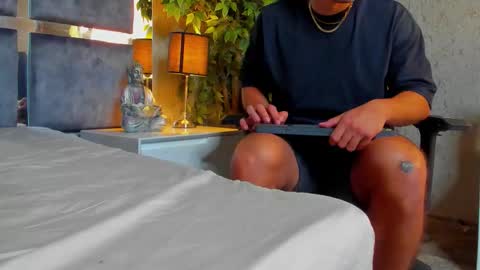 Bastian Independent Model online show from September 19, 2025, 4:18 pm