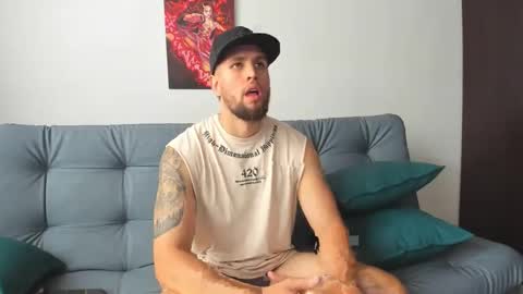 bastianwatson10 online show from March 12, 2025, 4:56 pm