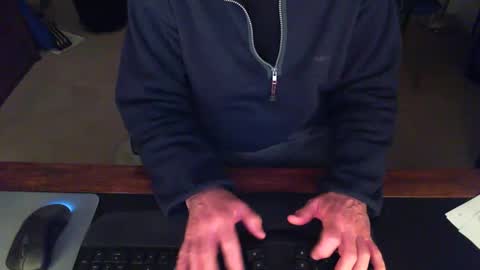 BateBro13 online show from January 8, 2025, 3:28 pm