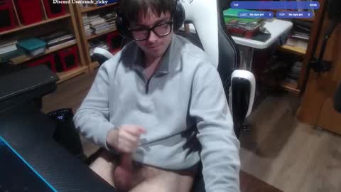 Snapshot of baterricky chatting on March 2, 2026, 9:32 pm Ricky online show from March 2, 2026, 9:32 pm