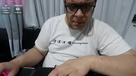 Snapshot of batman2430 chatting on February 19, 2025, 8:01 am brian online show from February 19, 2025, 8:01 am