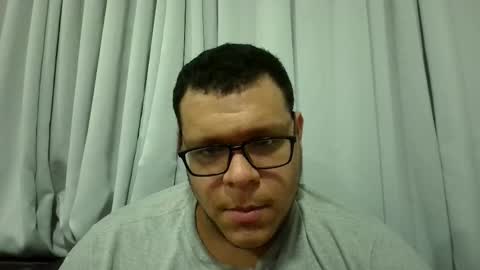 Snapshot of batman2430 chatting on February 21, 2025, 9:43 pm brian online show from February 21, 2025, 9:43 pm