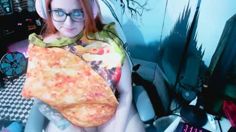 Audrey online show from October 8, 2025, 5:16 am