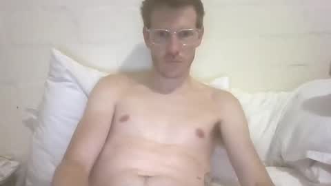 battyb1 online show from November 9, 2025, 8:07 pm