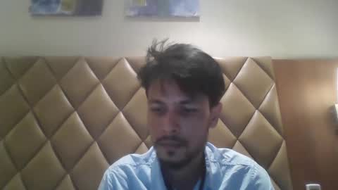 Snapshot of baybeeboi4u2 chatting on January 8, 2025, 5:15 pm Neel online show from January 8, 2025, 5:15 pm
