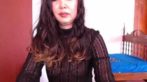 Snapshot of bayonette_black chatting on October 26, 2025, 7:31 pm bayonette_black online show from October 26, 2025, 7:31 pm