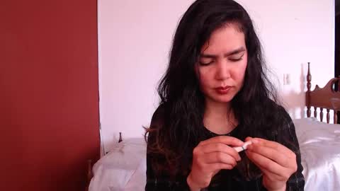 Snapshot of bayonette_black chatting on October 28, 2025, 7:27 pm bayonette_black online show from October 28, 2025, 7:27 pm