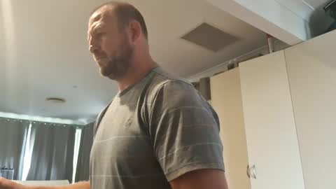 bazooka76 online show from February 25, 2025, 11:11 pm