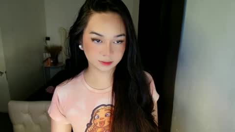 Snapshot of bb__angelxx chatting on April 5, 2026, 10:29 pm Angel online show from April 5, 2026, 10:29 pm