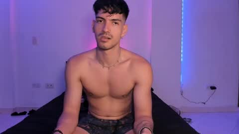 Valentino online show from December 2, 2024, 10:12 pm