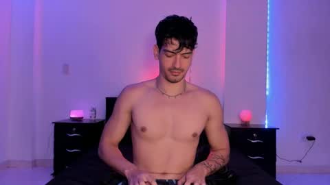 Valentino online show from January 2, 2025, 9:07 pm