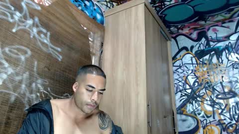 Justin online show from October 24, 2025, 8:05 pm