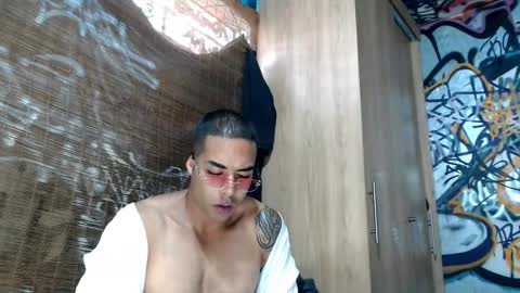 Justin online show from November 26, 2025, 8:21 pm