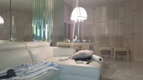 305BBC online show from October 13, 2025, 6:35 am