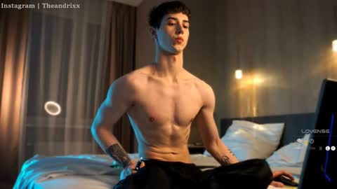 Snapshot of bbrandon_ chatting on November 3, 2025, 8:43 pm Brandon online show from November 3, 2025, 8:43 pm