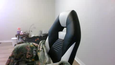 BBWLiger95 online show from March 3, 2025, 3:42 pm