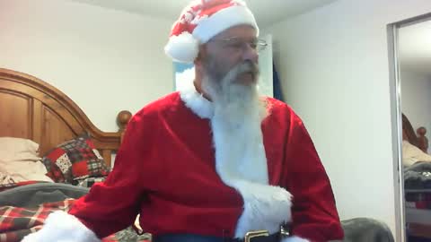 Snapshot of bbwlvr16 chatting on December 16, 2024, 7:32 pm bbwlvr16 online show from December 16, 2024, 7:32 pm