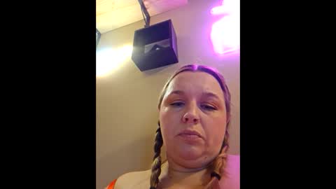 Snapshot of bbwslutclaire chatting on December 16, 2024, 8:37 pm bbwslutclaire online show from December 16, 2024, 8:37 pm