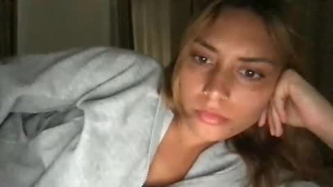 Snapshot of bbypiamia chatting on April 15, 2026, 1:34 am bbypiamia online show from April 15, 2026, 1:34 am