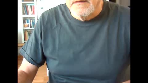 Snapshot of bcn1959 chatting on April 22, 2026, 7:55 am bcn1959 online show from April 22, 2026, 7:55 am