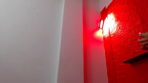 rever online show from February 19, 2026, 2:51 am