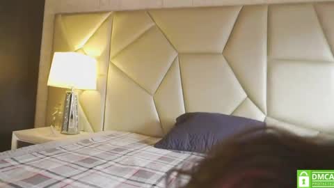 Helena  Evan online show from May 12, 2026, 11:51 am