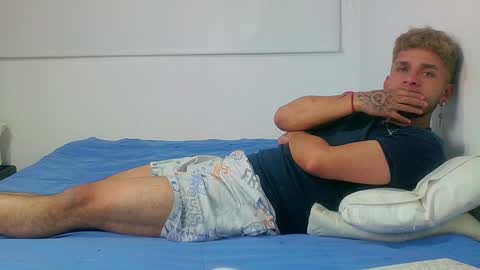 Sara  Juan online show from December 29, 2024, 4:59 am