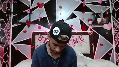 Sara  Juan online show from February 16, 2025, 1:58 am