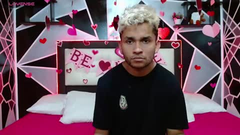 Sara  Juan online show from February 20, 2025, 1:57 am