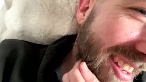 beard_papa online show from March 15, 2026, 6:03 pm